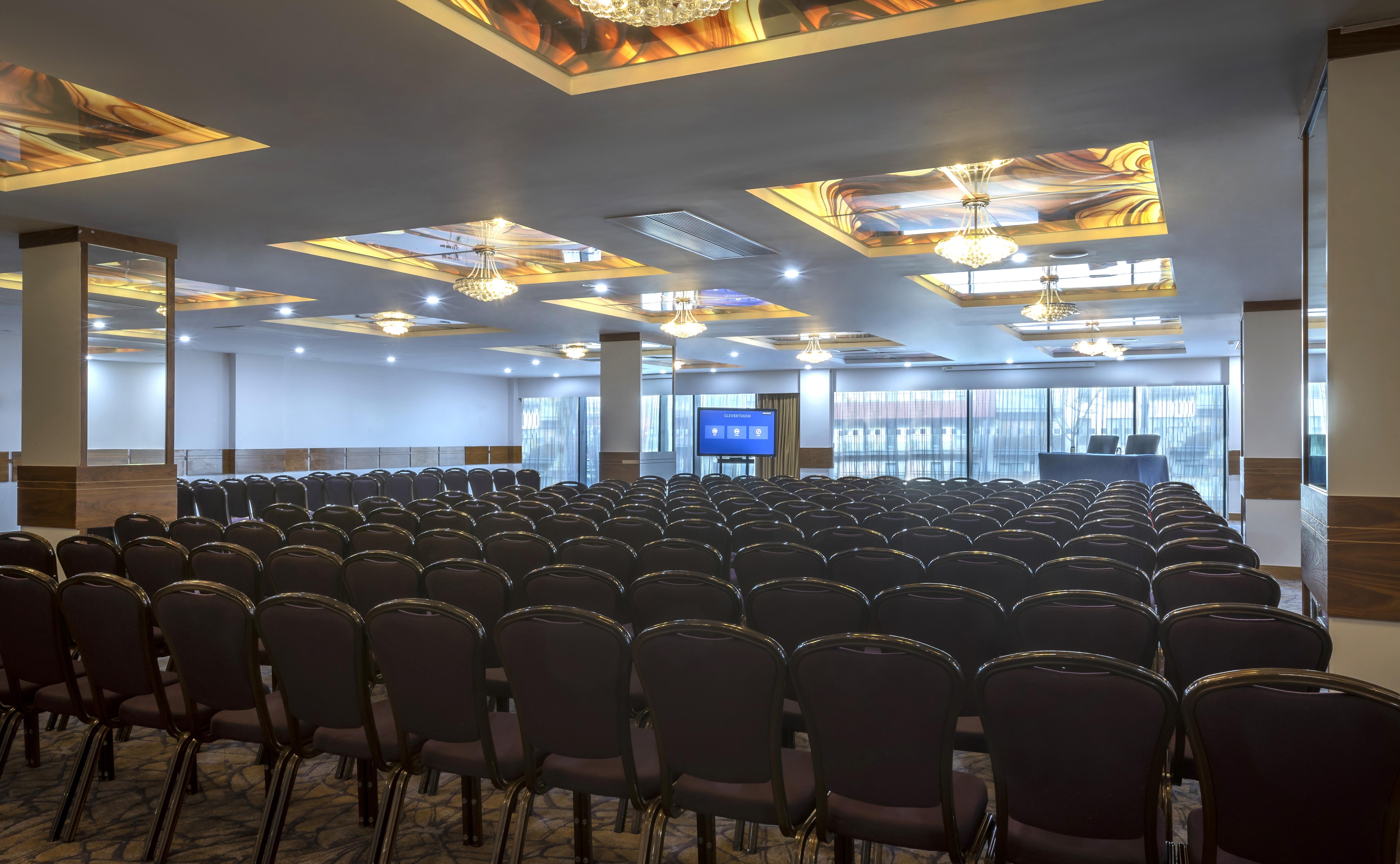 Maldron Hotel Tallaght Exteriör bild