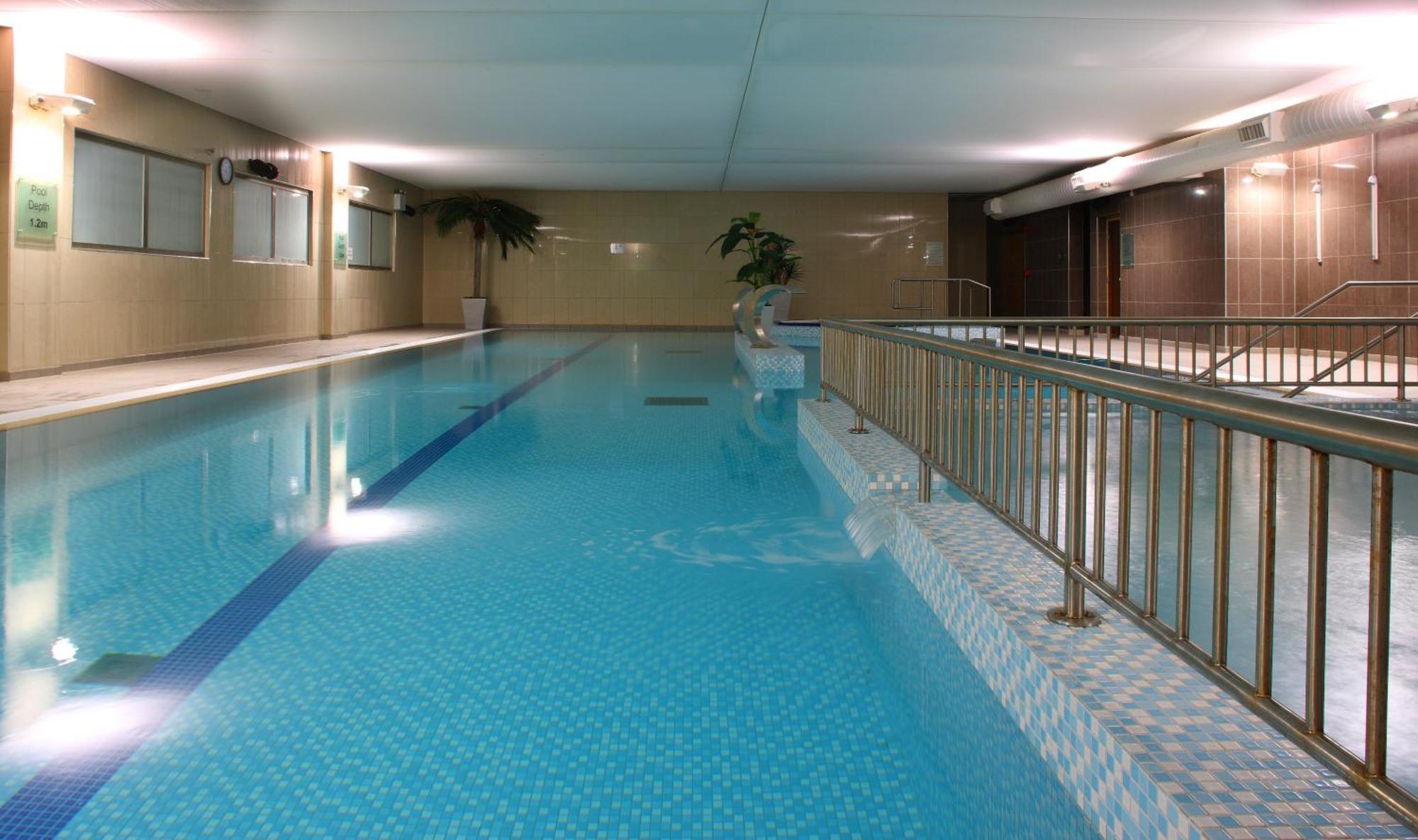 Maldron Hotel Tallaght Exteriör bild